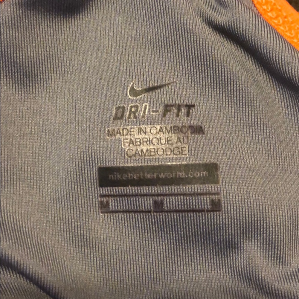 Nike top 🏃‍♀️ - Picture 3 of 3